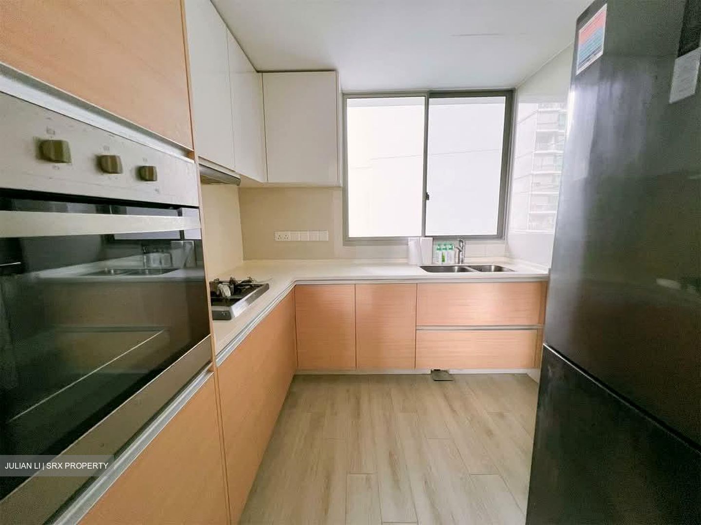 Sea Esta (D18), Condominium #588591341